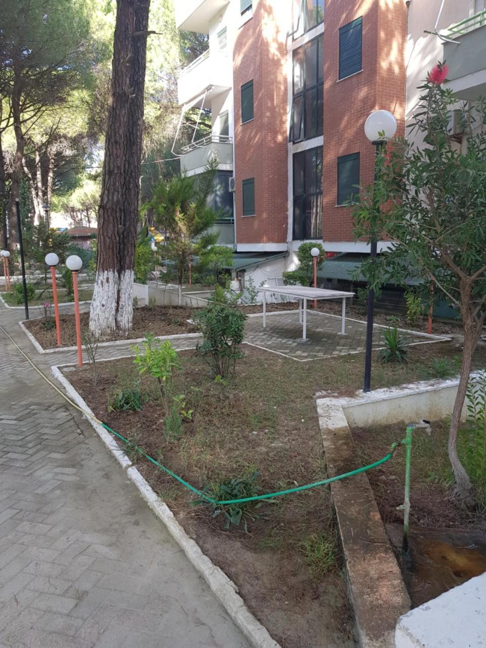 Holiday Family Apartment Голем Екстериор снимка