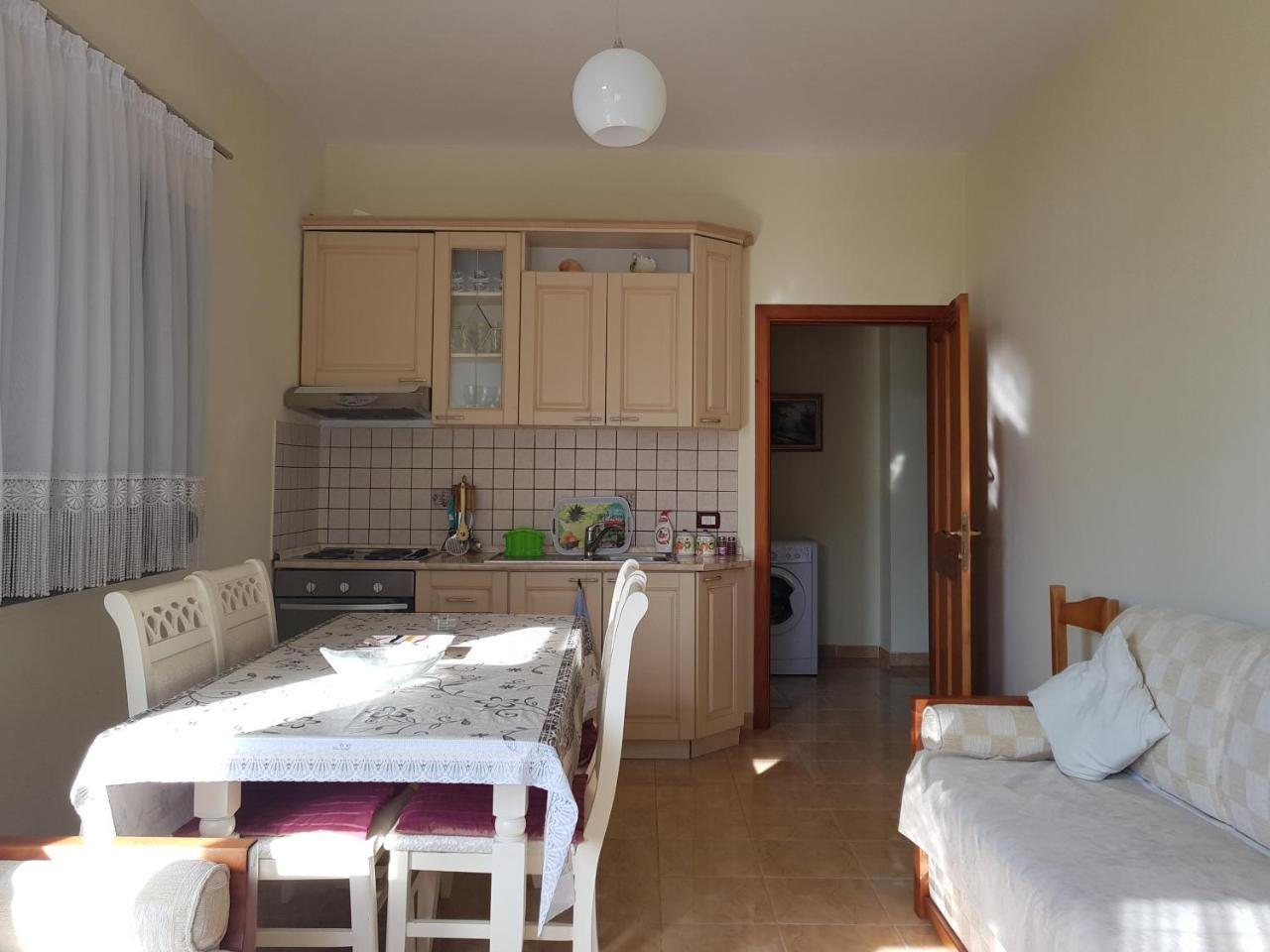 Holiday Family Apartment Голем Екстериор снимка
